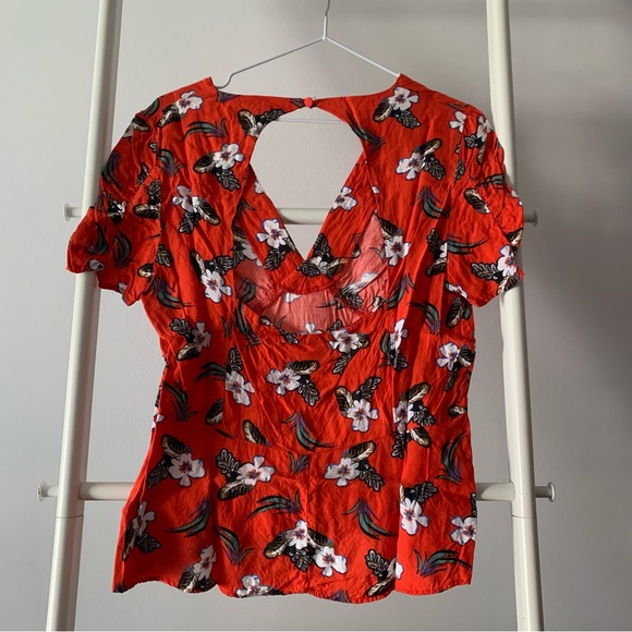 Topshop | Red Hawaiian pattern | Low cut and open back | Short sleeve blouse - Picture 4 of 9